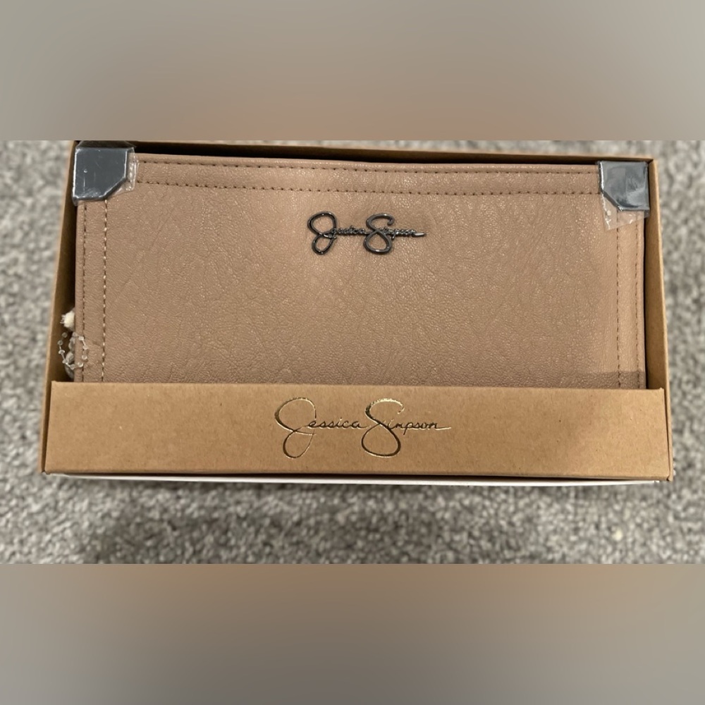 Jessica Simpson Pink Sand Frankie Wallet